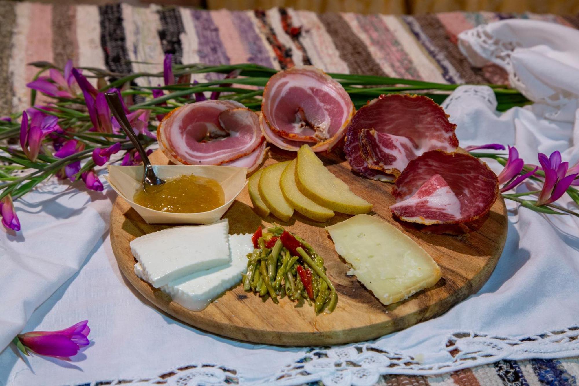 Agriturismo Terra E Sapori Campodipietra 外观 照片
