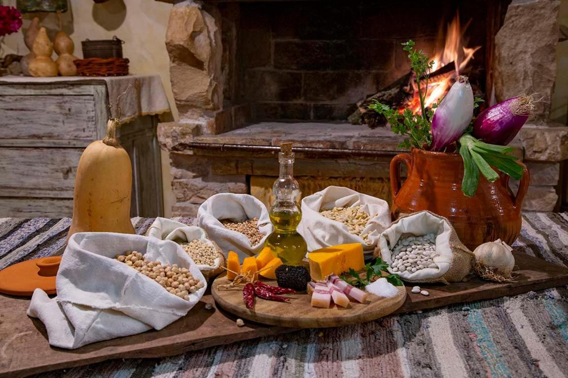 Agriturismo Terra E Sapori Campodipietra 外观 照片