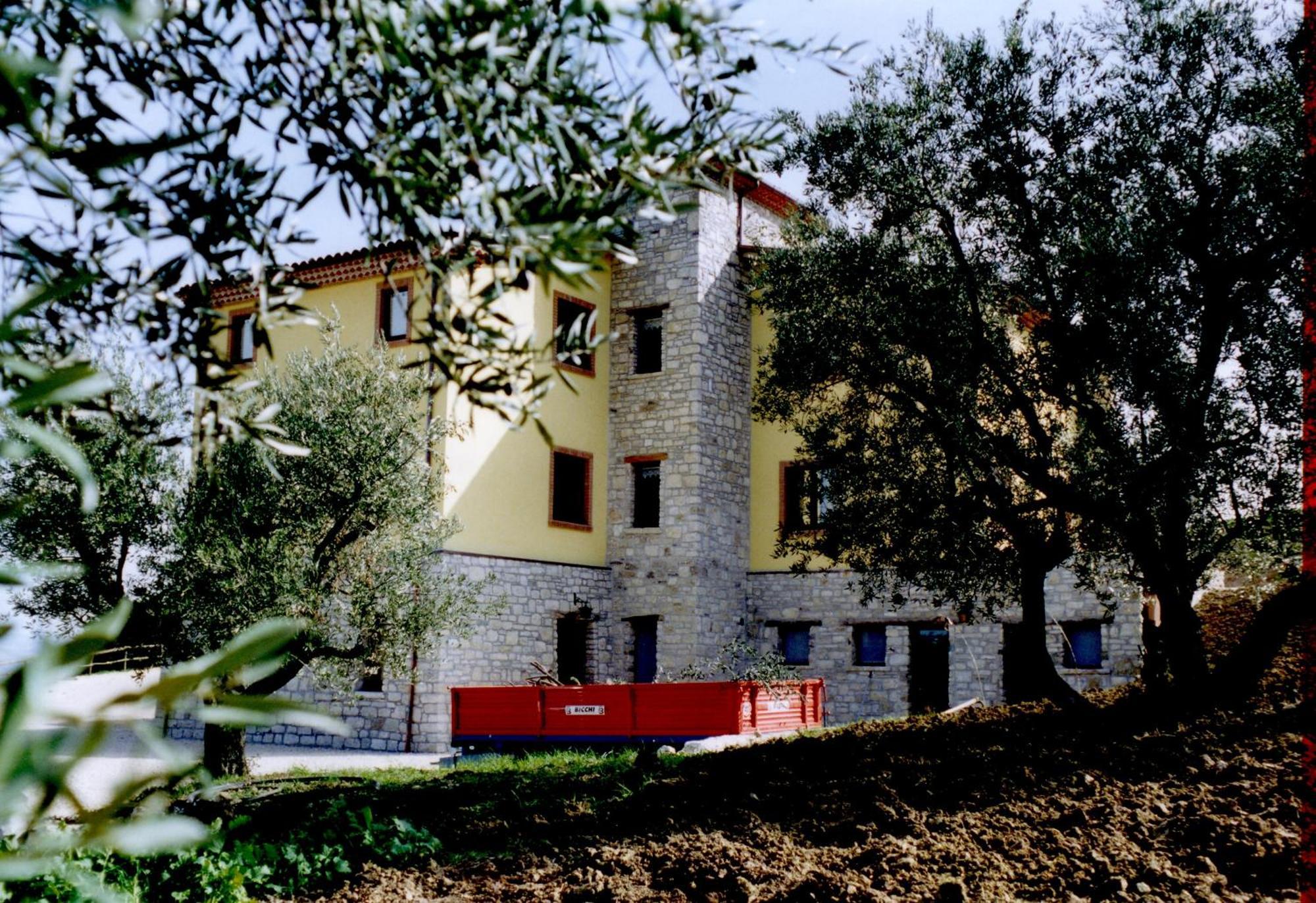 Agriturismo Terra E Sapori Campodipietra 外观 照片